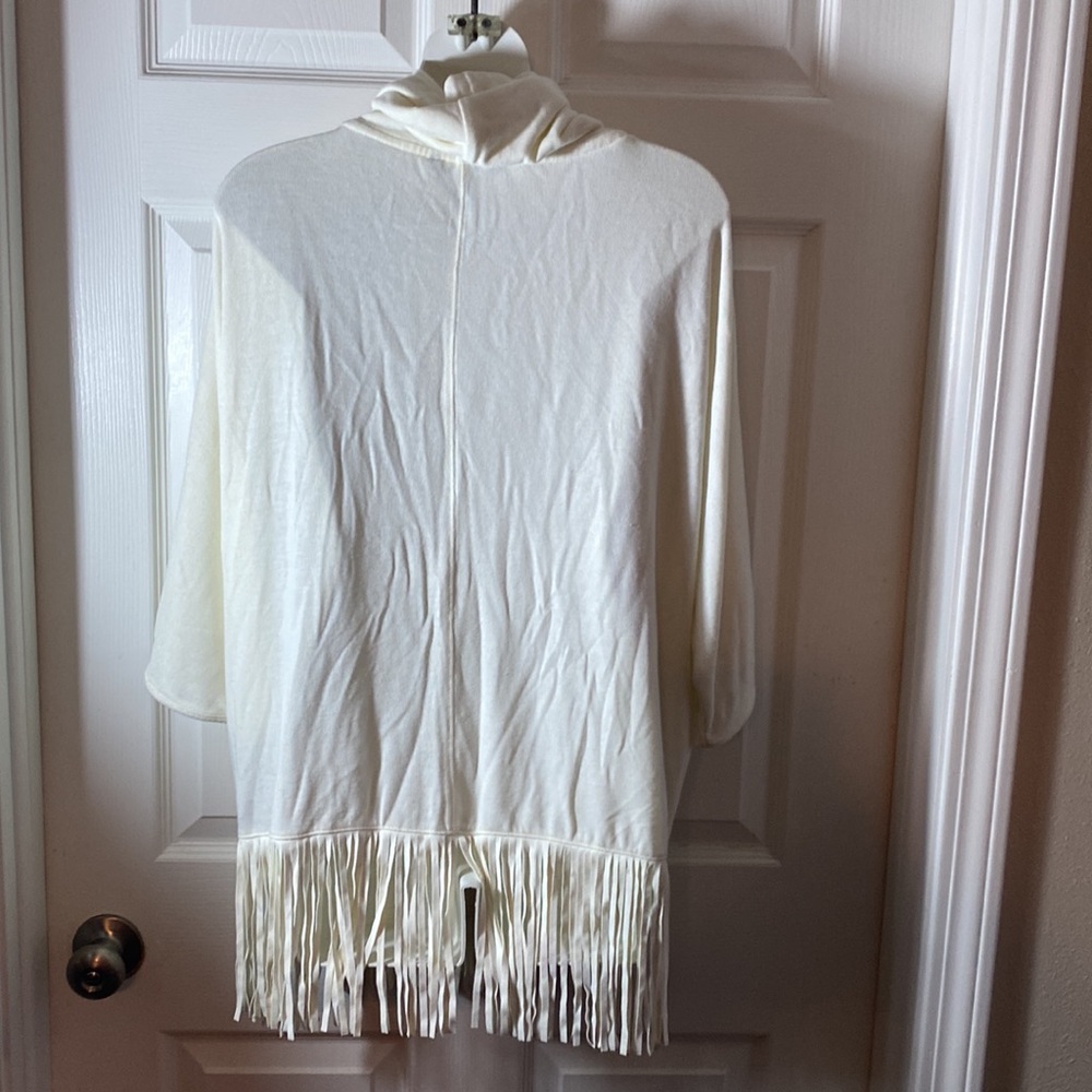 Terre Bleue Fringe  Cowl Neck Sweater Size Medium Off White Cream - Picture 7 of 9